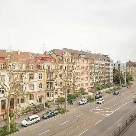 Appartement Stylish With Free Baselcard